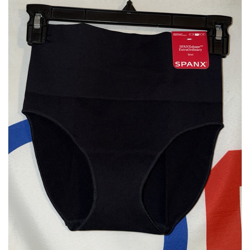 NWT Spanx SPANXshape ExtraOrdinary Medium Compression Brief Underwear Small